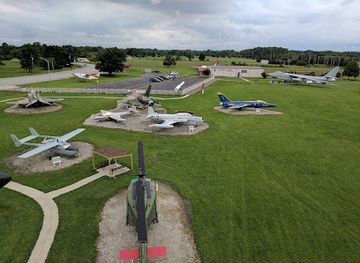 indiana/the-lakes-region/attraction/grissom-air-museum