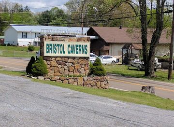 tennessee/bristol-motor-speedway/attraction/bristol-caverns