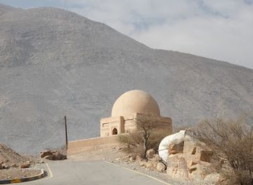 oman/jebel-akhdar/attraction/the-tomb-of-imam-saif-bin-sultan-alyaroby