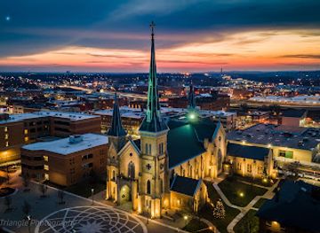 michigan/grand-rapids/attraction/cathedral-of-saint-andrew
