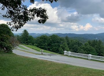 virginia/blue-ridge-parkway/attraction/the-cone-manor