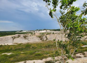 guyana/berbice-river/attraction/richmond-hills-cliff-lookout