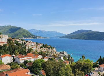 montenegro/herceg-novi/attraction/old-town