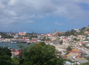 grenada/saint-andrew/attraction/camerhogne-prestigious-tours