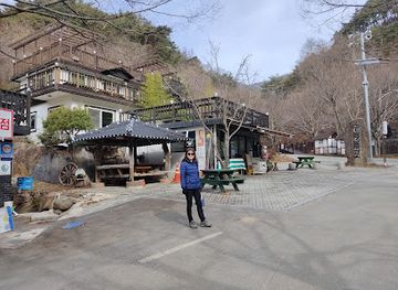 south-korea/south-gyeongsang-province/attraction/surak-falls