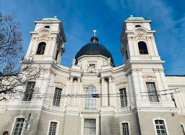 austria/salzburg/attraction/dreifaltigkeitskirche