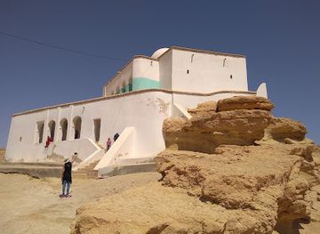 tunisia/the-djerid/attraction/djebel-sidi-bouhlel