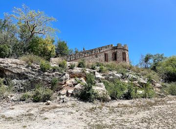 puerto-rico/guanica/attraction/fuerte-capron