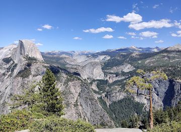 california/yosemite-national-park/attraction/glacier-point-trailside-museum