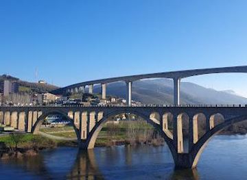 portugal/vila-real/attraction/ponte-rodoviaria-da-regua