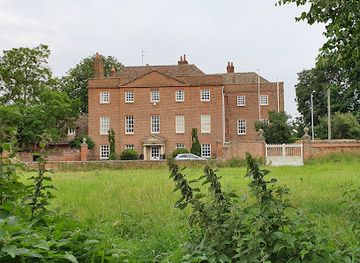 united-kingdom/huntingdonshire/attraction/farm-hall
