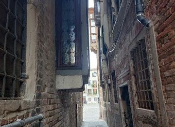 italy/venetian-riviera/attraction/campo-bandiera-e-moro