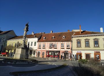 hungary/koszeg-mountains/attraction/szentharomsag-szobor