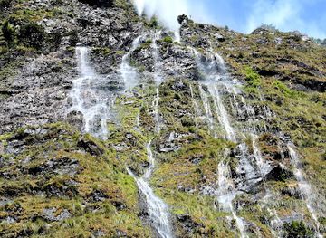 nepal/gosaikunda/attraction/kritim-dragon-waterfall
