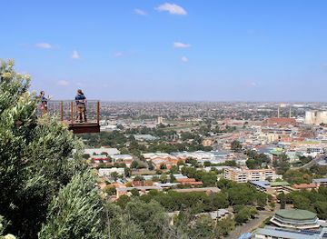 south-africa/free-state/attraction/nelson-mandela-statue