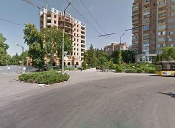 ukraine/kremenchuk/attraction/kit-u-chobotyakh