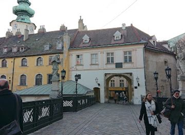 slovakia/bratislava-region/attraction/nulty-kilometer-bratislavy