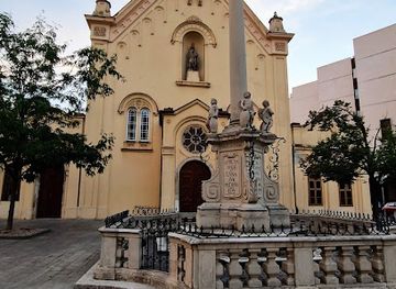 slovakia/bratislava-region/attraction/plague-column