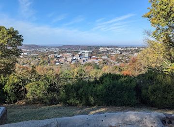 arkansas/fayetteville/attraction/mt-sequoyah-cross