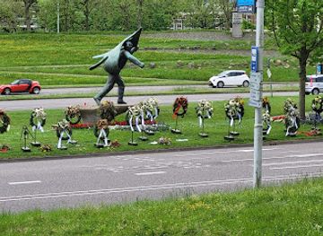 netherlands/nijmegen/attraction/jan-van-hoofmomument