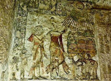egypt/lower-egypt/attraction/the-royal-tomb-of-akhnaten