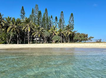new-caledonia/baie-des-citrons/attraction/plage-de-la-pointe-magnin