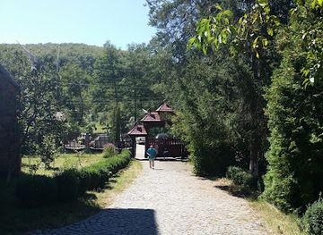 romania/muntenia/attraction/cotmeana-orthodox-monastery