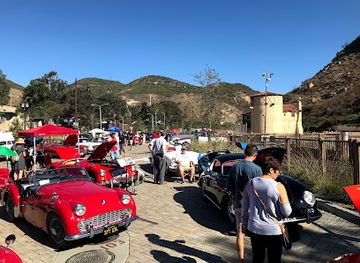 california/laguna-beach/attraction/laguna-beach-classic-car-show