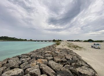 maldives/addu-city/attraction/gaukendi-turtle-point