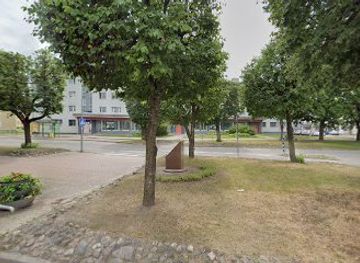 estonia/valga-county/attraction/monument-to-stefan-batory