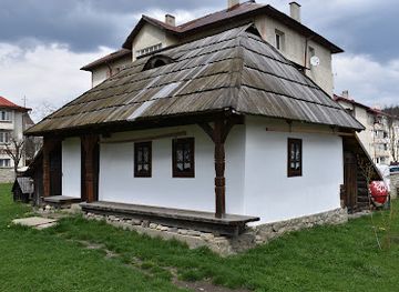 romania/bucovina/attraction/wood-art-museum