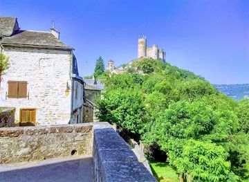 france/midi-pyrenees/attraction/najac-castle