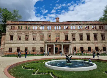Zatonie Palace