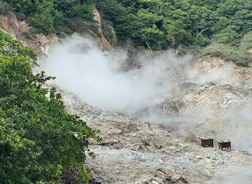saint-lucia/canaries/attraction/soufriere-drive-in-volcano
