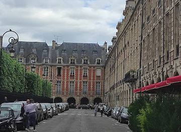 france/paris/le-marais/attraction/place-des-vosges