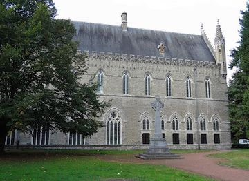 belgium/ypres/attraction/iers-kruis-munster-war-memorial-ieper