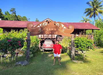 indonesia/pulau-derawan/attraction/lamin-guntur-eco-park-and-resort