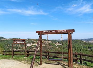 portugal/beira-alta/attraction/baloico-das-portelas