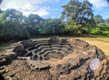 sri-lanka/ampara-district/attraction/lotus-pond-ancient-nelum-pokuna