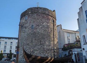 ireland/kilkenny/attraction/reginald-s-tower