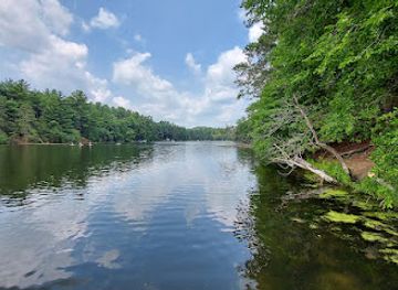 wisconsin/baraboo-range/attraction/mirror-lake-state-park