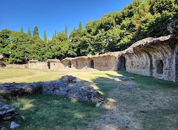 italy/arezzo/attraction/roman-amphitheatre-of-arezzo