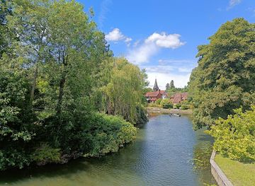 united-kingdom/berkshire/attraction/whitchurch-bridge
