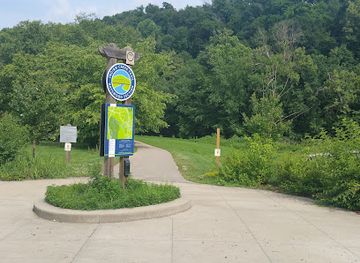 indiana/the-knobs/attraction/hayswood-nature-reserve