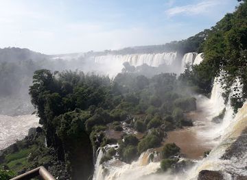argentina/iguazu-falls-national-park/attraction/las-tres-fronteras