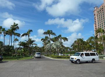 the-bahamas/new-providence/attraction/pegasus-fountain