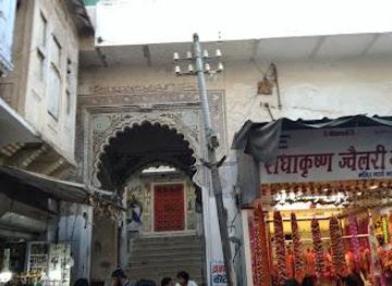 india/udaipur/attraction/dwarkadhish-temple