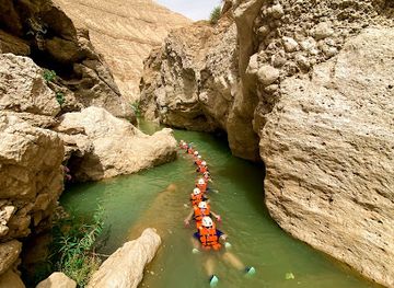 jordan/wadi-mujib/attraction/wadi-mujib-the-upper-trail-family-friendly