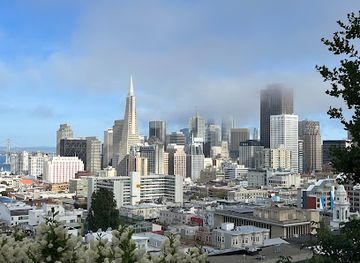 california/east-bay/attraction/ina-coolbrith-park