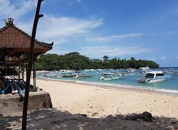 indonesia/bali/attraction/padang-bai-beach